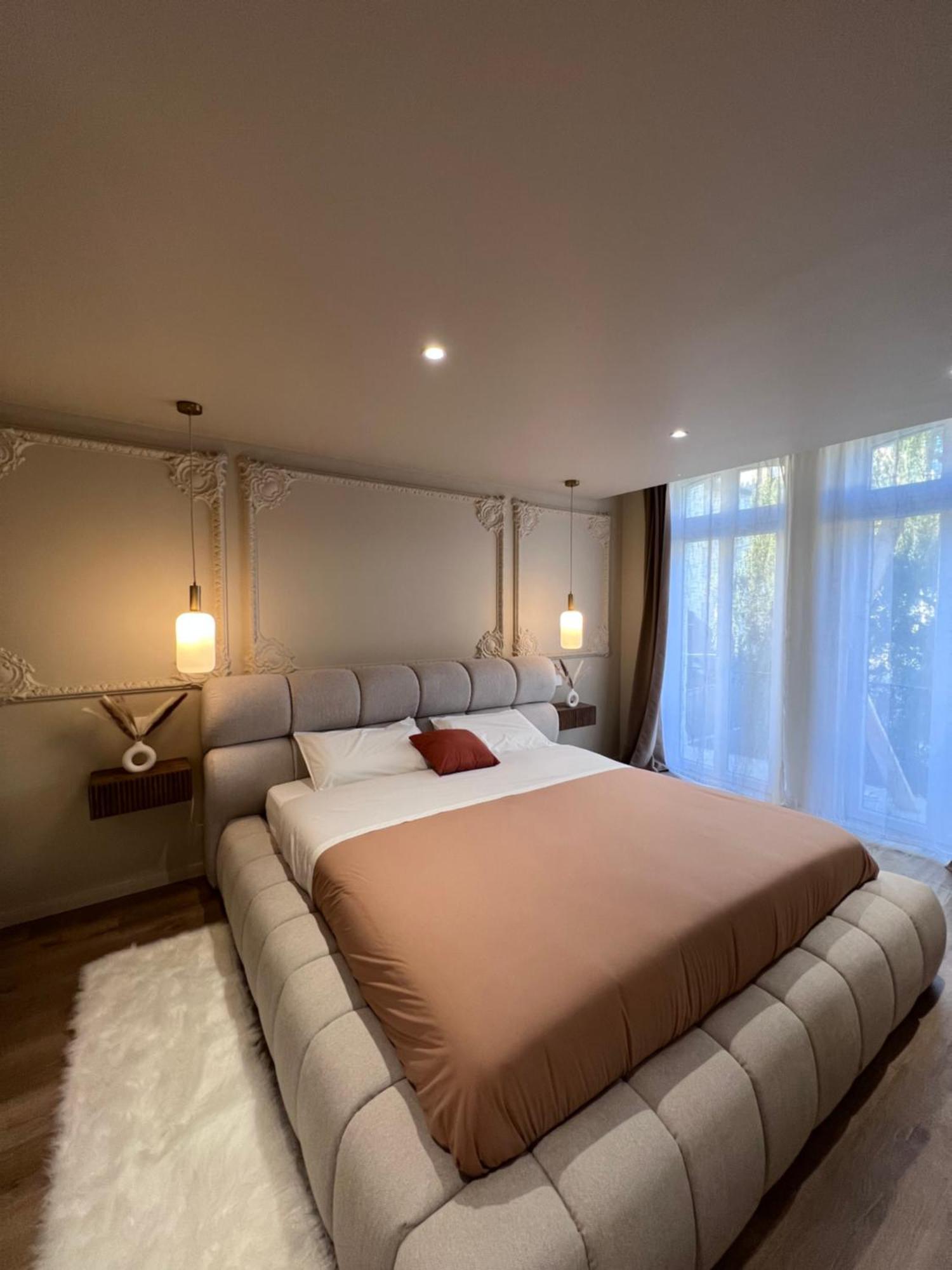 Eden Room - Luxe, Balneo & Sauna Le Mans Dış mekan fotoğraf